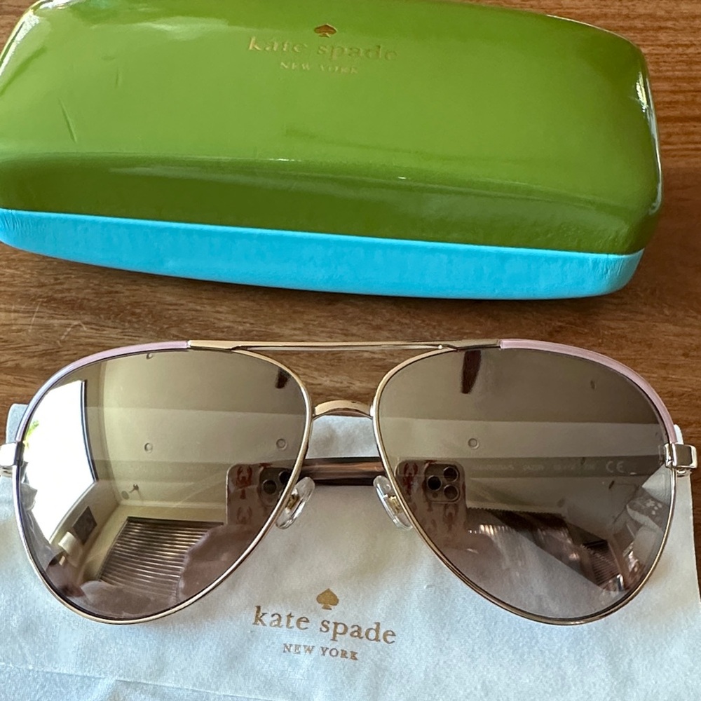 Kate Spade Aviator Sunglasses with Green and Blue Case